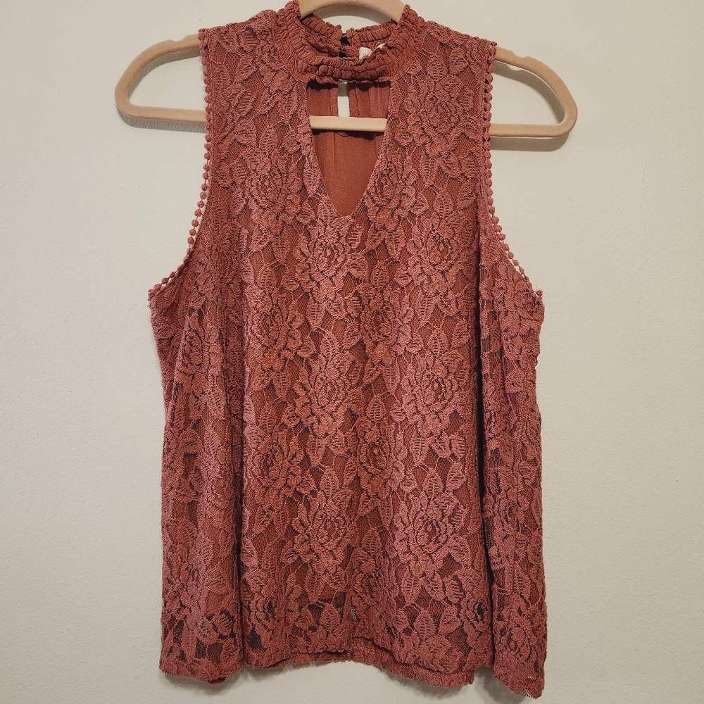 Pink Floral Lace Cutout Mockneck Sleeveless Top